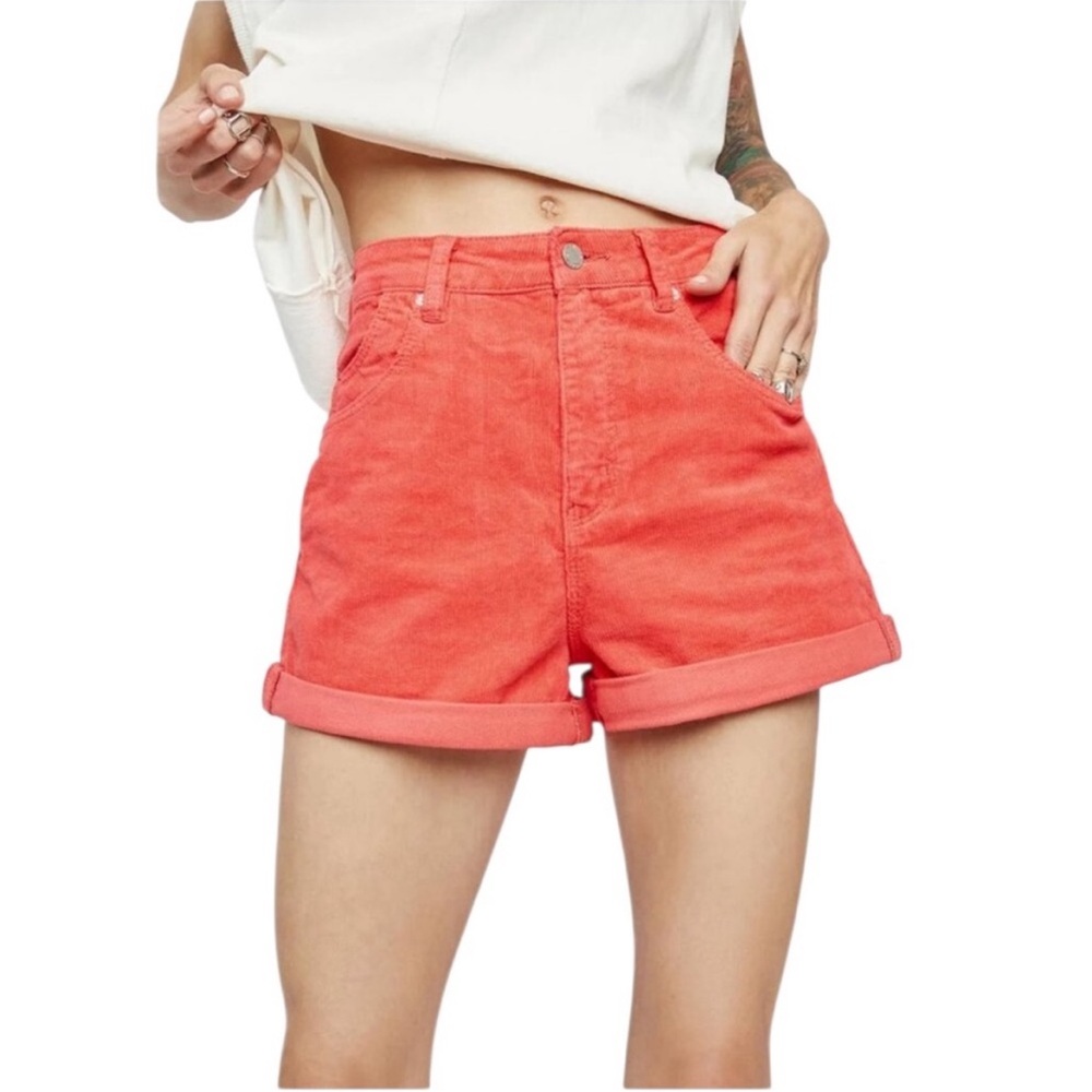 ROLLA’S Pink Corduroy High Waisted Shorts - Picture 6 of 6